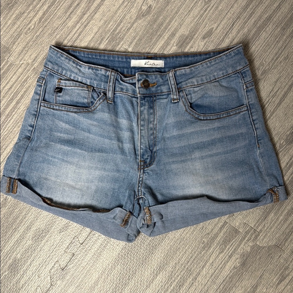 KanCan Blue Jean Shorts with Cuffed Hem and Faded Look Size 11/29